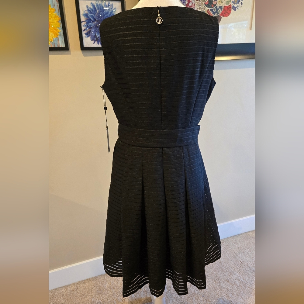 Tommy Black Scoop Neck Sleeveless Fit And Flare Cocktail Dress Tie Waist - Picture 3 of 9
